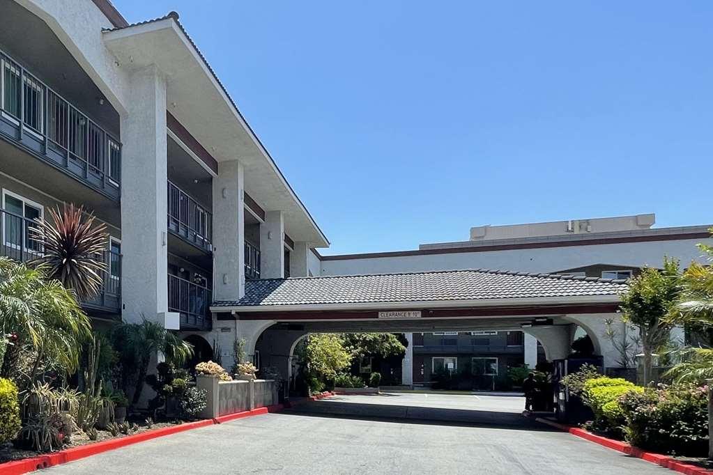 Quality Inn Ontario Airport Convention Center Esterno foto