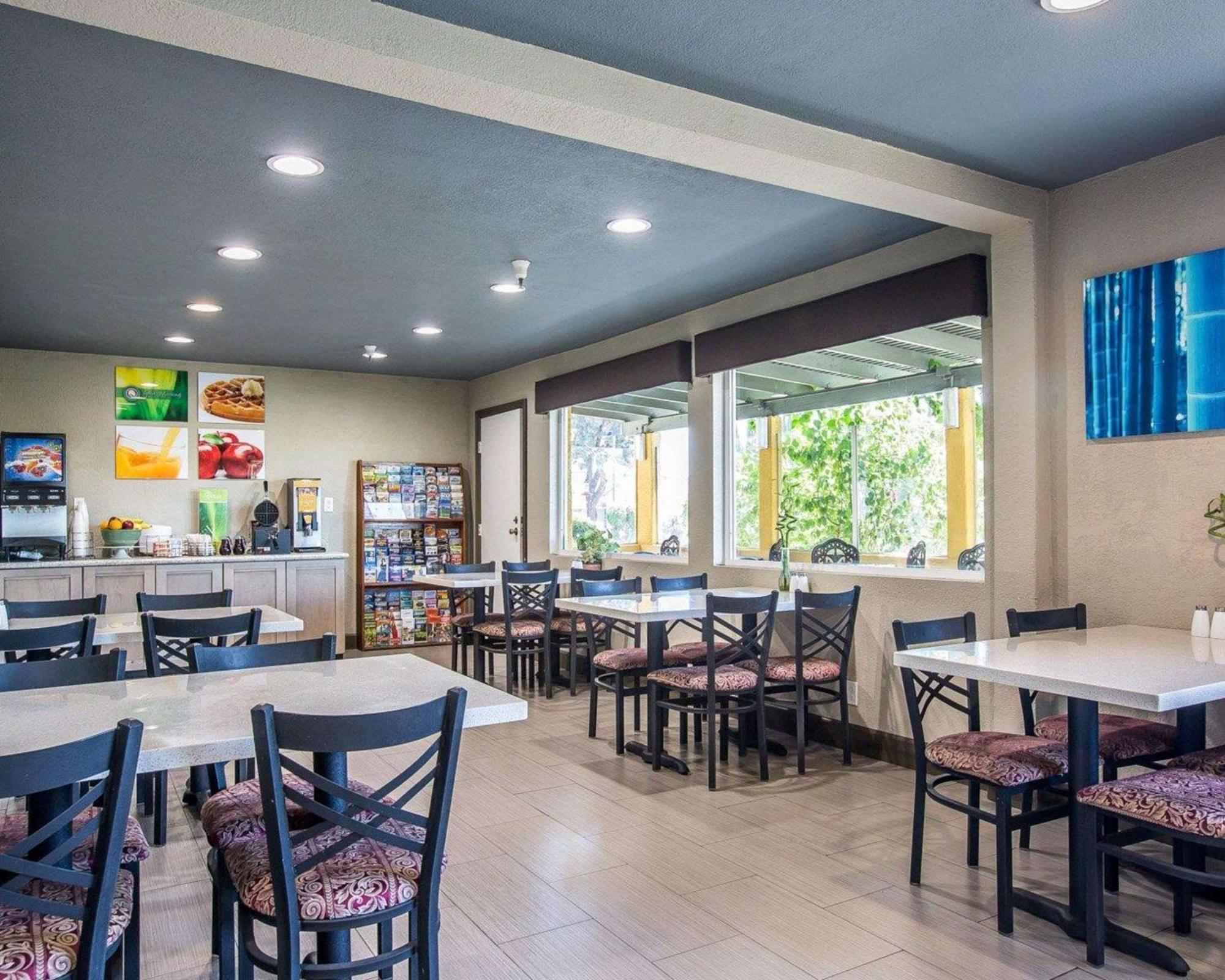 Quality Inn Ontario Airport Convention Center Esterno foto