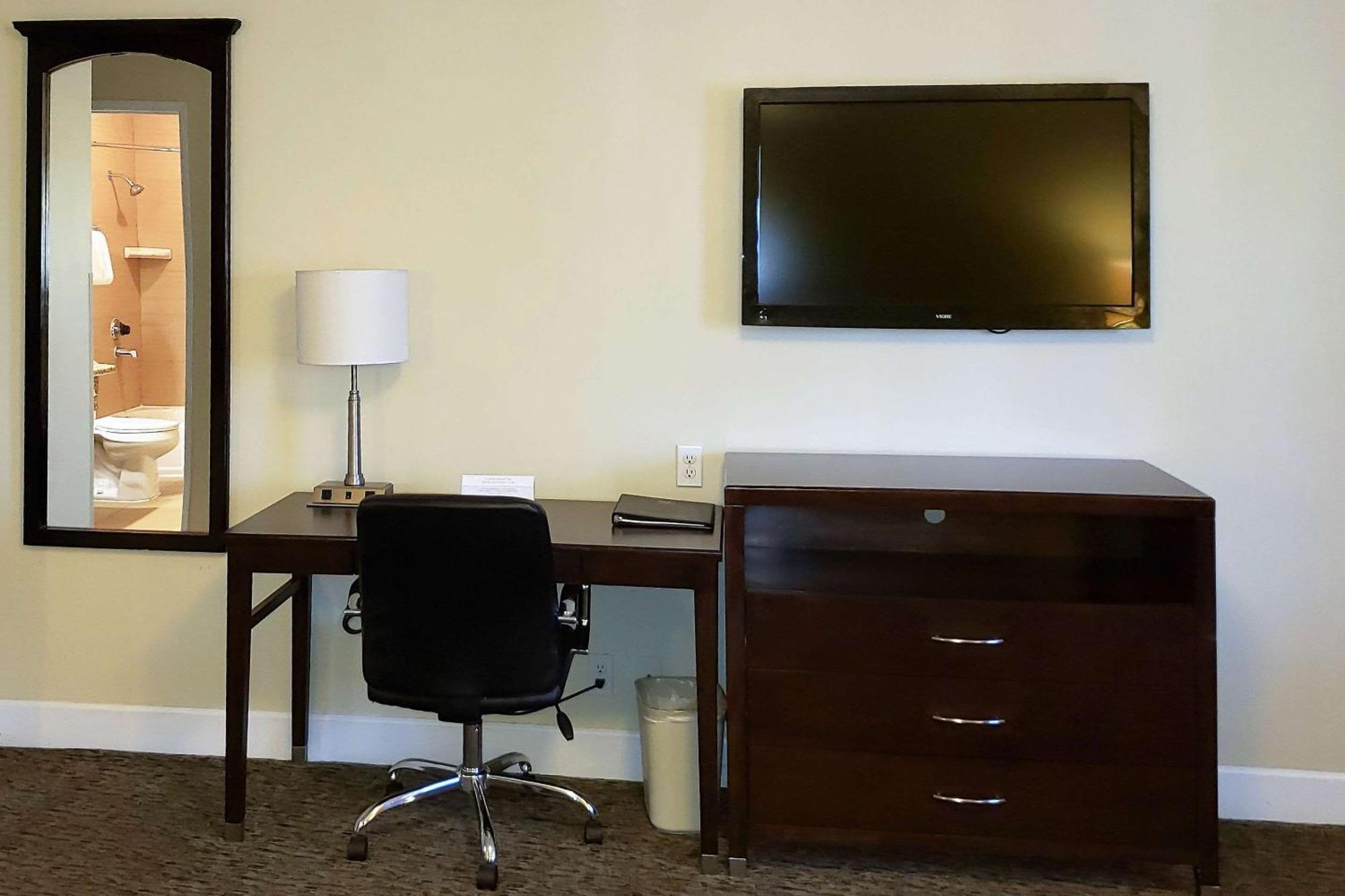 Quality Inn Ontario Airport Convention Center Esterno foto